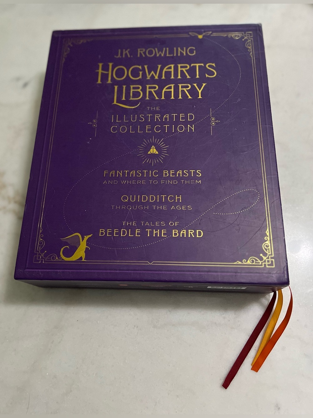 Hogwarts Library: The Illustrated Collection (Harry Potter) - Hard Cover Set - Picture 1 of 14